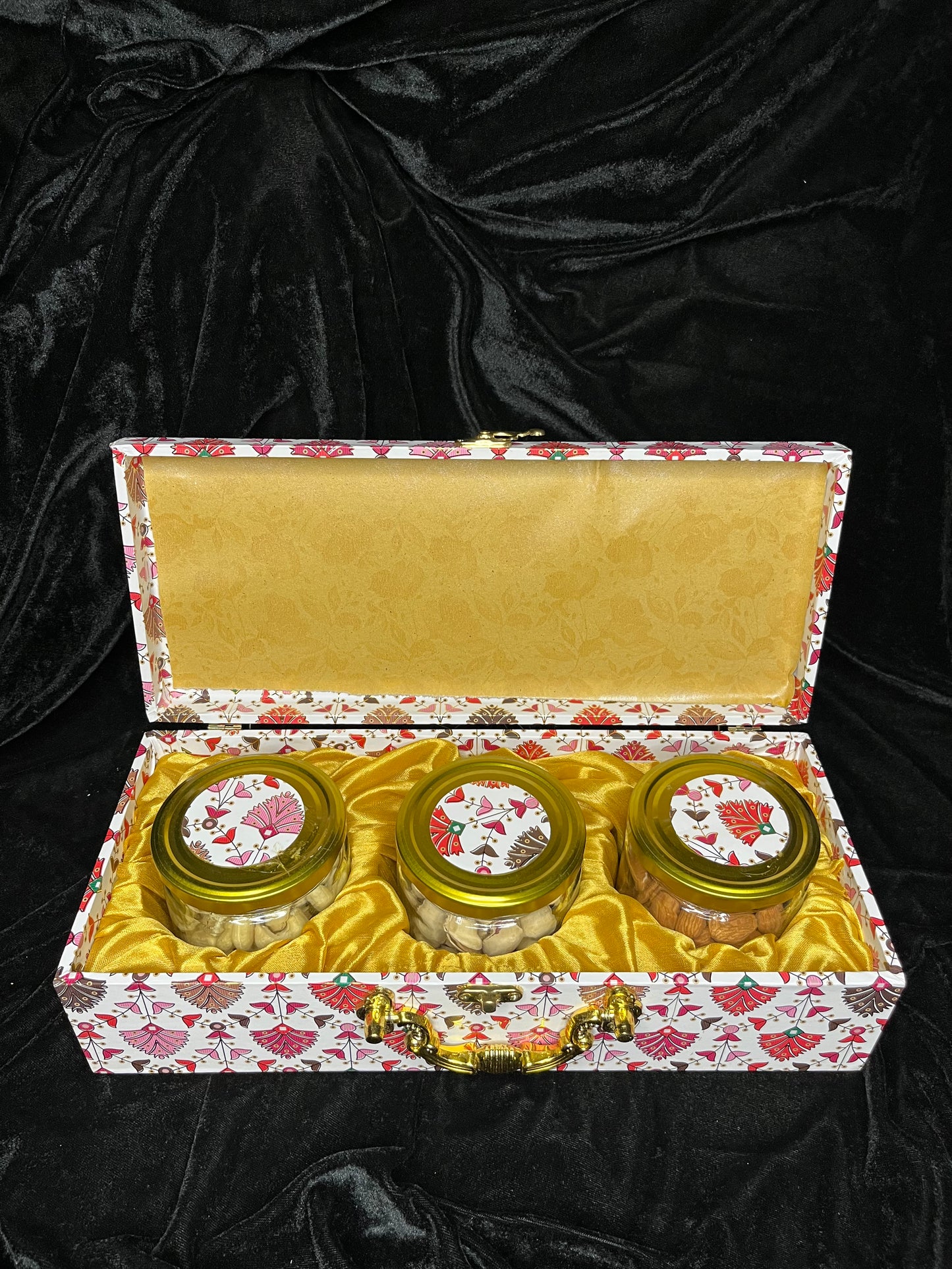 Jodhpuri 3 Jar Dryfruit Gifting